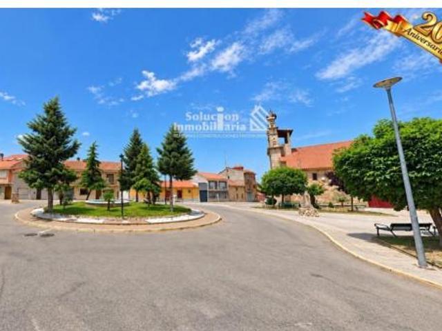 Casa en venta en Calvarrasa De Arriba, Castilla y León