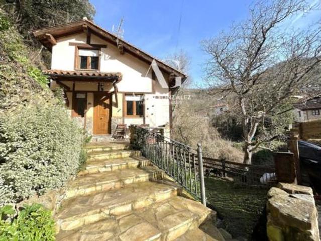 Casa en venta en Camaleño, Cantabria