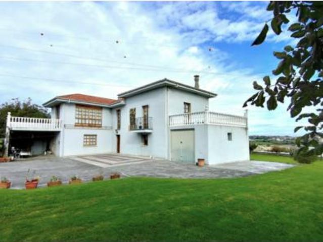 Casa en venta en Igollo, Camargo