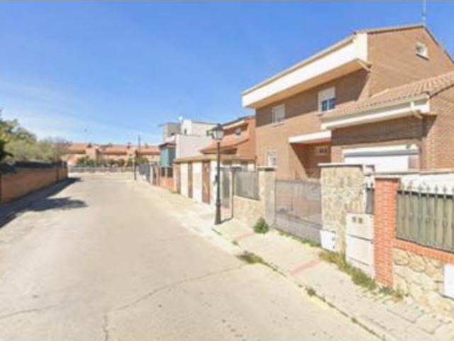 Casa en venta en Camarma De Esteruelas, Madrid