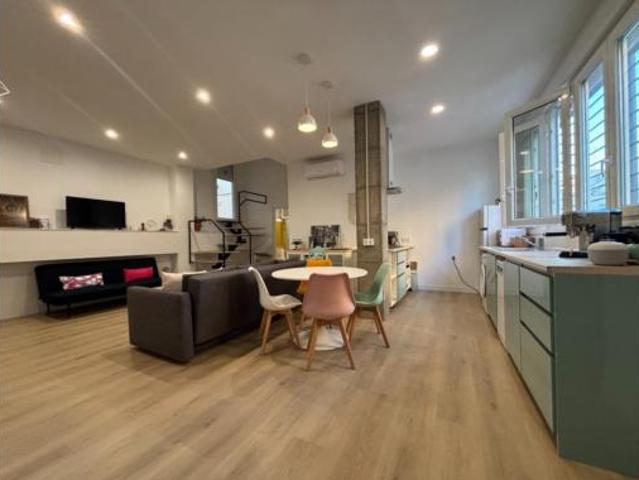Dúplex en venta en Camas, Andalucía