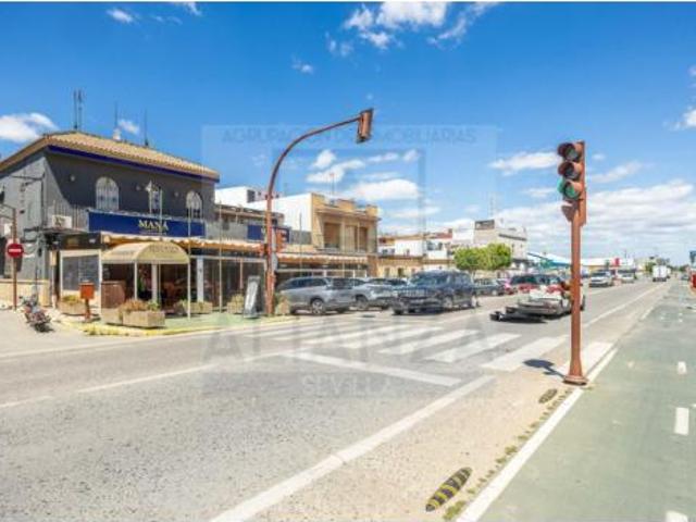 Casa en venta en Camas, Andalucía