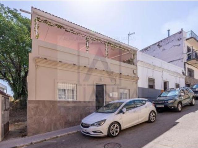 Casa en venta en Camas, Andalucía
