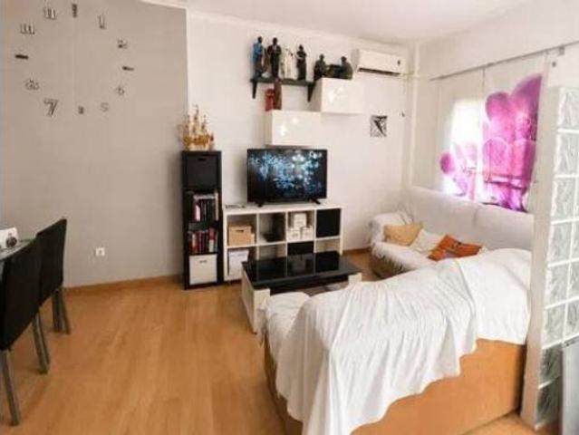 Casa en venta en Camas, Andalucía