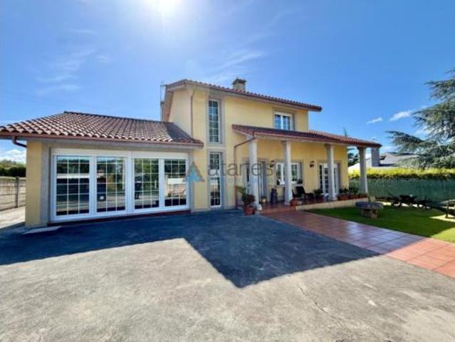 Casa en venta en A Coruña, Galicia