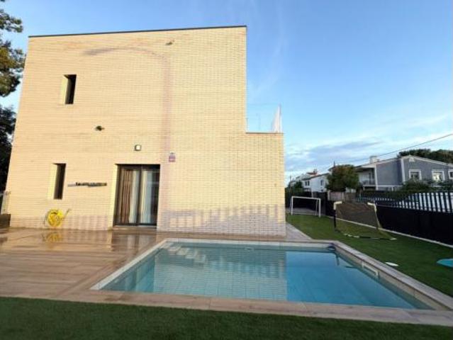 Casa en venta en Vilafortuny, Baix Camp
