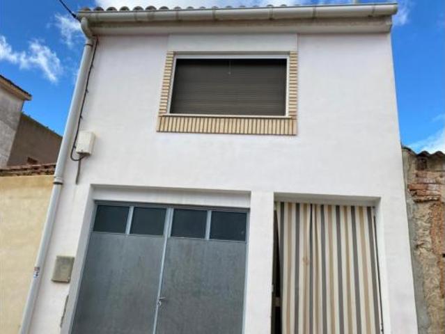 Casa en venta en Allueva, Aragón