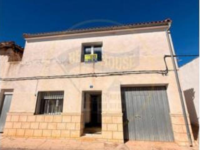 Casa en venta en Campillo De Altobuey, Castilla-La Mancha