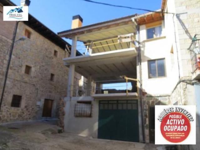 Casa en venta en Villavelayo, La Rioja