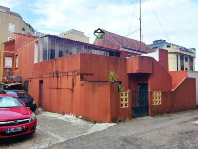 Casa en venta en Coiro, O Morrazo