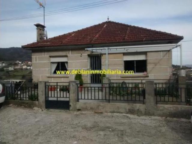 Casa en venta en Coiro, O Morrazo