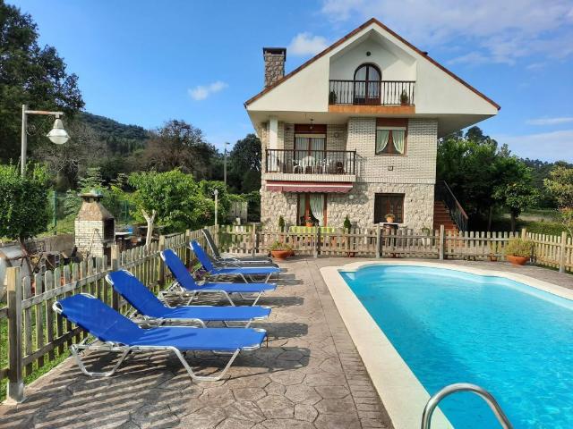 Casa en venta en Barrio Palacio, Arnuero