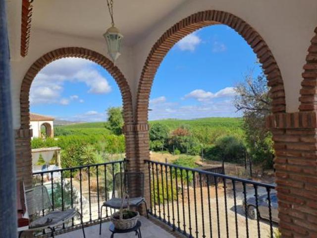 Casa en venta en Cantillana, Andalucía