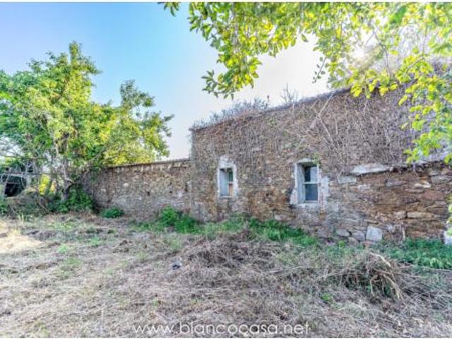Casa en venta en Os Loureiros, Bergantiños