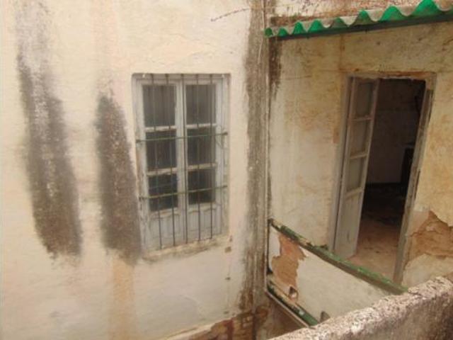 Casa en venta en Carmona, Andalucía