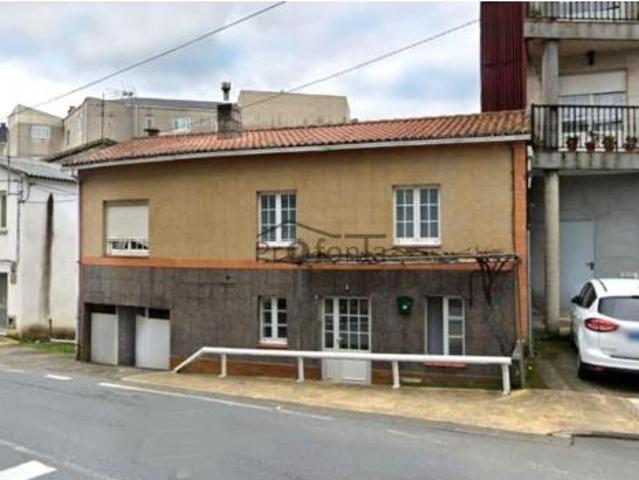 Casa en venta en O Outeiro, Carral