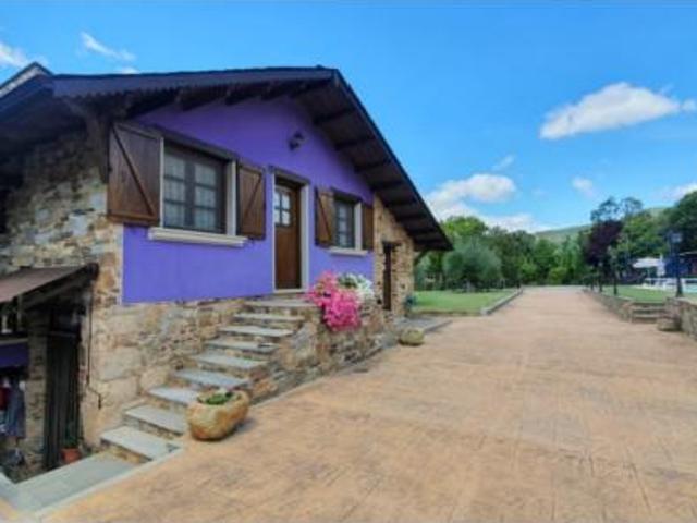 Casa en venta en El Carril, Carucedo