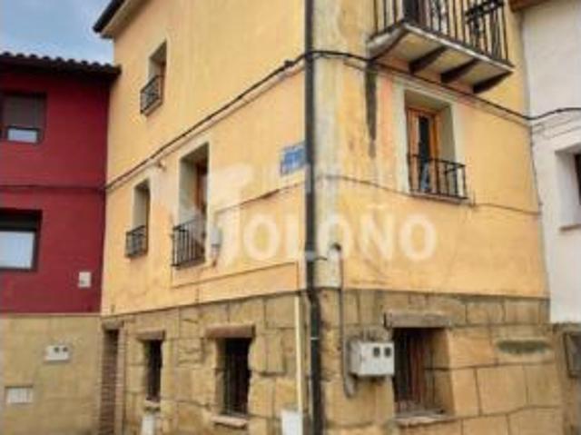 Casa en venta en Casalarreina, La Rioja