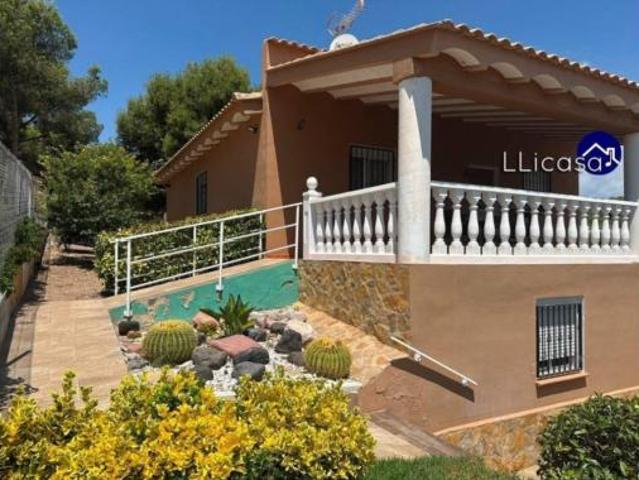 Casa en venta en el Camp de Túria, Valencia