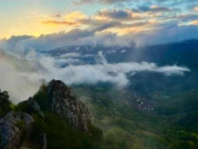 Casa en venta en El Campu, Caso