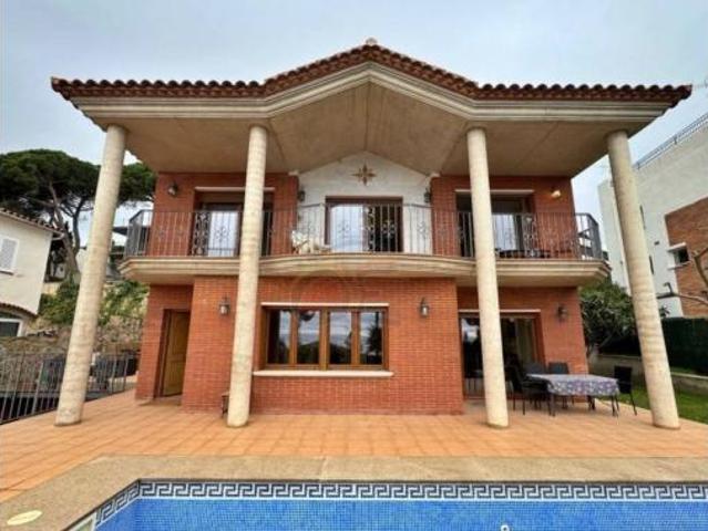 Casa en venta en Castell-platja D'aro, Girona