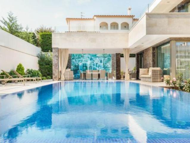 Casa en venta en Castell-platja D'aro, Girona