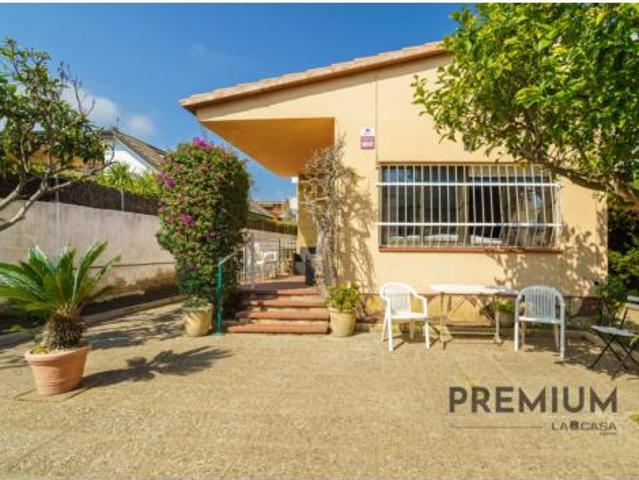 Casa en venta en Mar-i-sol, Baix Llobregat