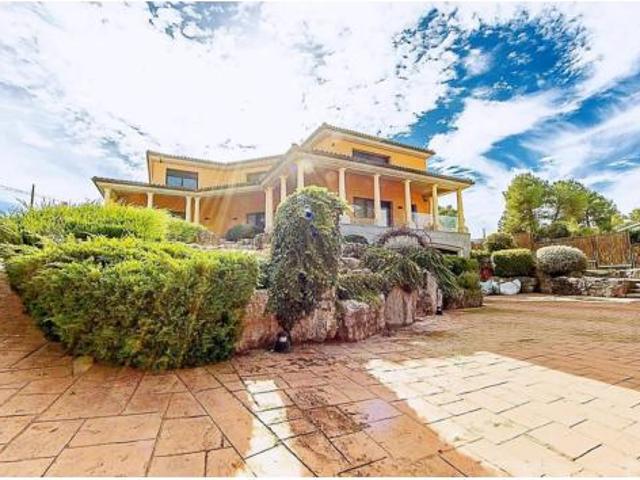 Casa en venta en el Serrat de Castellnou, Bages