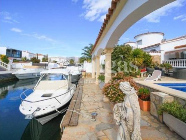 Casa en venta en Castelló D'empúries, Girona