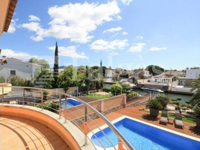Casa en venta en Castelló D'empúries, Girona