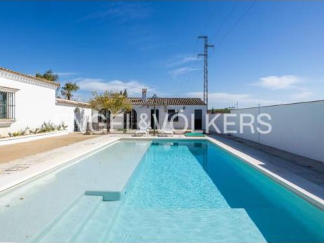 Casa en venta en Carrión De Los Céspedes, Andalucía