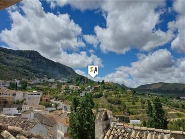Casa en venta en Castillo De Locubín, Andalucía