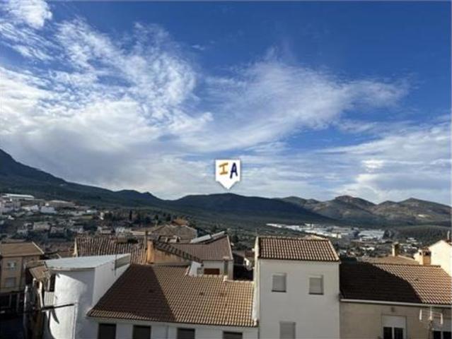 Casa en venta en Castillo De Locubín, Andalucía