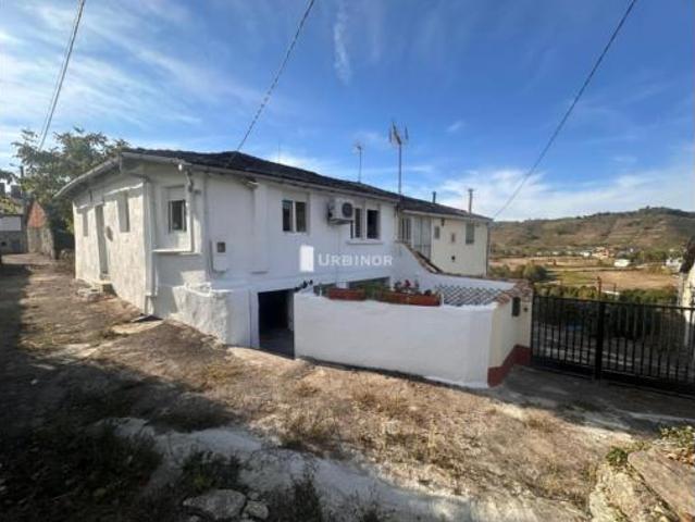Casa en venta en O Castro de Caldelas, Terra de Caldelas