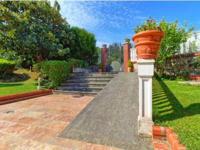 Casa en venta en Casco Histórico, Castro-urdiales