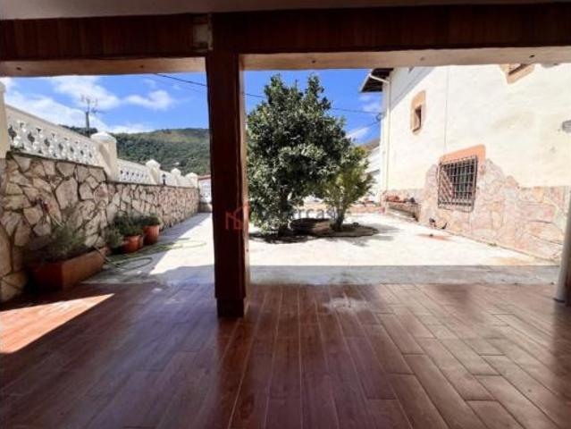 Casa en venta en Baltezana, Castro-urdiales