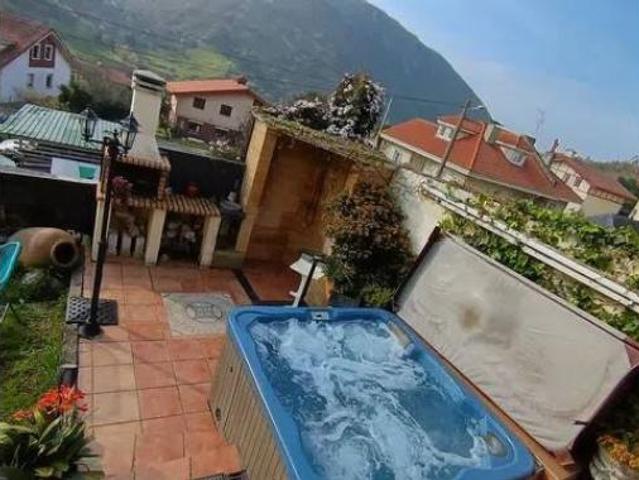 Casa en venta en Baltezana, Castro-urdiales