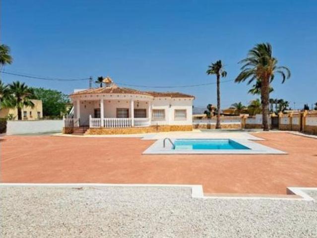 Casa en venta en Catral, Alicante
