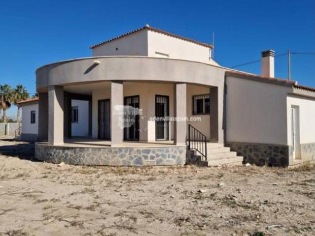 Casa en venta en Catral, Alicante