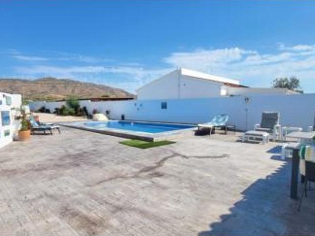 Casa en venta en Caudete, Albacete