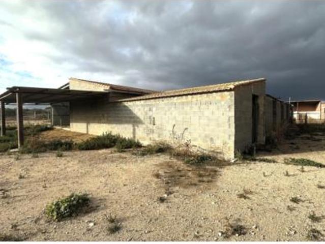 Casa en venta en Caudete