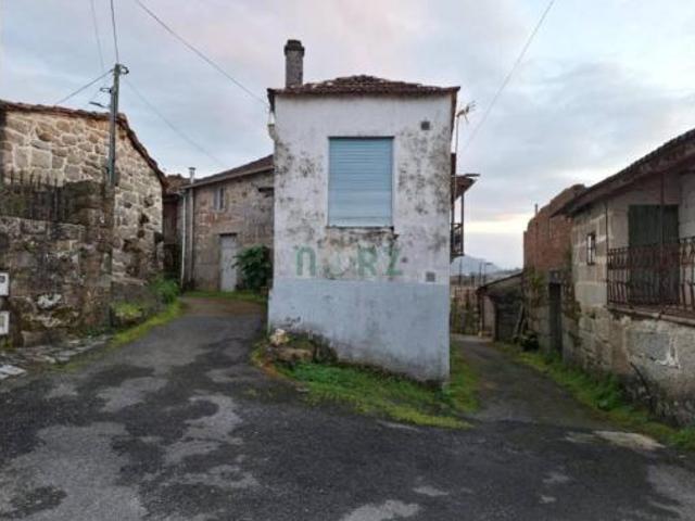 Casa en venta en Ourense, Galicia