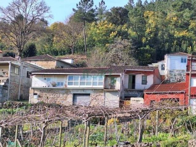 Casa en venta en A Bola, Ourense