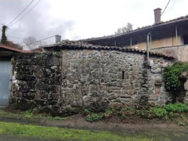 Casa en venta en A Bola, Ourense