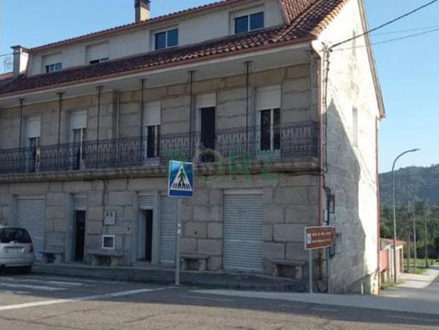 Casa en venta en Cenlle