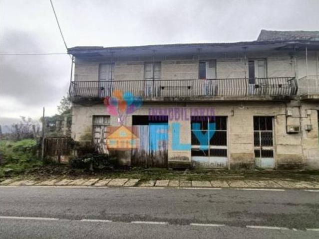 Casa en venta en Ribadavia, Ourense