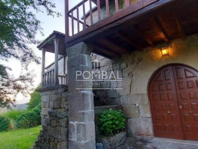 Casa en venta en Cenlle, Ourense
