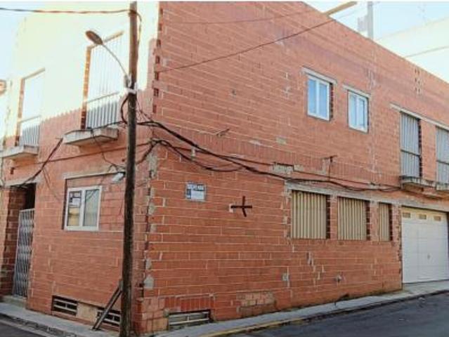 Casa en venta en La Hoya de Buñol, Valencia