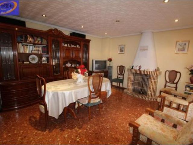 Casa en venta en La Hoya de Buñol, Valencia