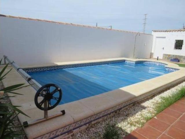 Casa en venta en Chiclana De La Frontera, Las Veguetas